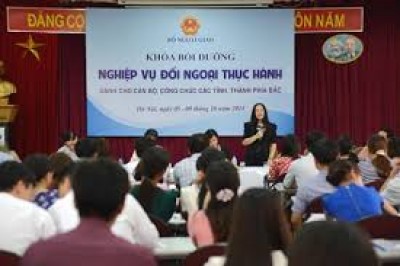 Khai giảng lớp Nghiệp vụ đối ngoại thực hành dành cho CCVC các tỉnh, thành phía Bắc năm 2015